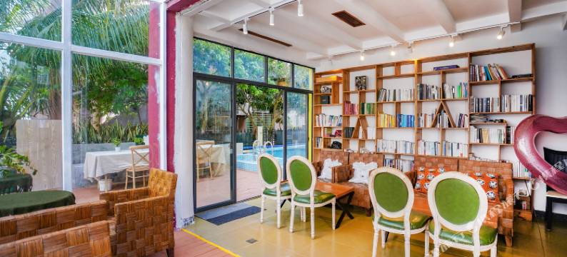 海口十三月泳池民宿图片