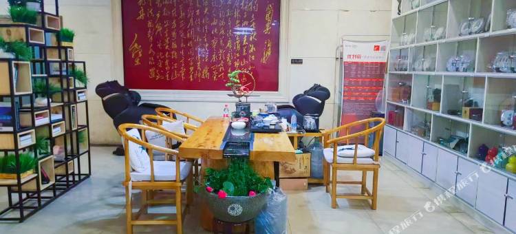 新民精选酒店(湖南省儿童医院桂花公园地铁站店)图片