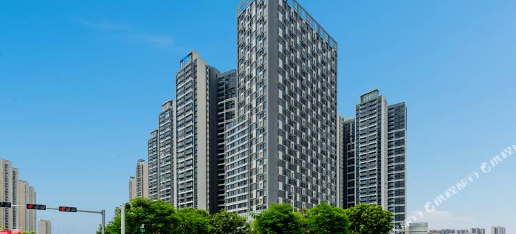 鹤山觅悦公寓(新华城保利中央广场店)图片