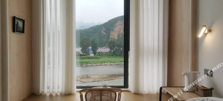 野有秐·在山林设计师民宿(野三坡百里峡店)图片