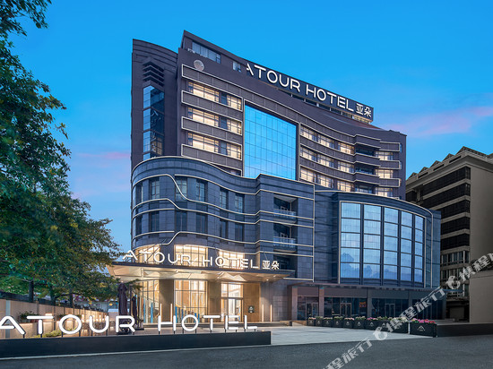 广州番禺市桥亚朵酒店