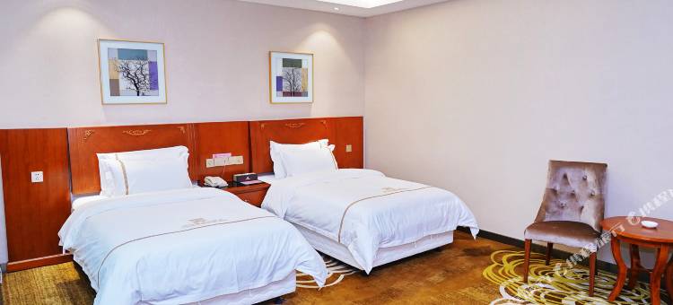 艺龙瑞云酒店(梅州丰顺佳百惠店)图片