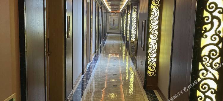 岭·格萨尔王后大酒店图片