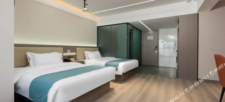 柏顿酒店(信阳高铁东站店)图片