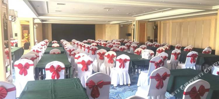 维也纳国际酒店(乌鲁木齐迎宾路天山国际机场店)图片