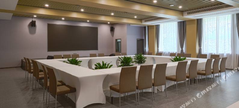 德清奇幻艺术酒店图片