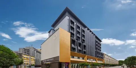 雅格歡聚酒店(宜昌濱江公園CBD購物中心店)