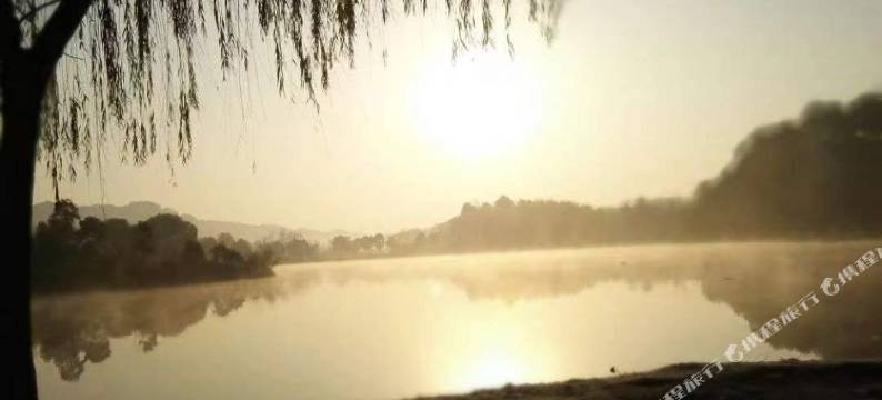 龙虎山象山驿站图片