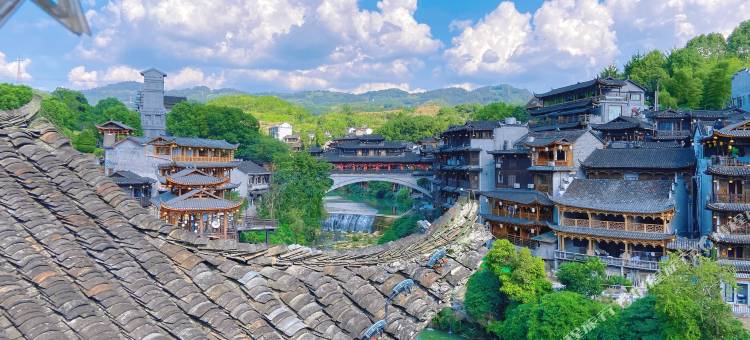 远方不远客栈(芙蓉镇景区店)图片