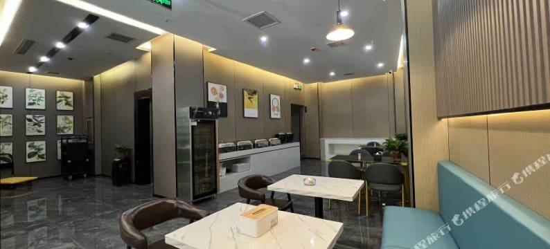 云朵酒店(一峰城市广场颖河湾店)图片