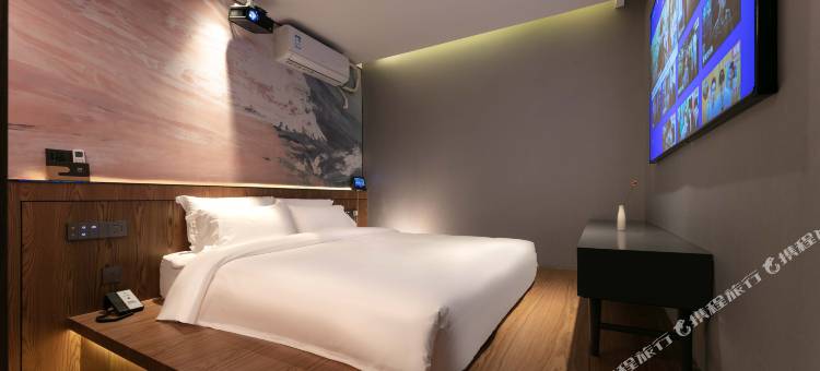 万澳酒店(西安高铁北站凤城九路地铁站店)图片