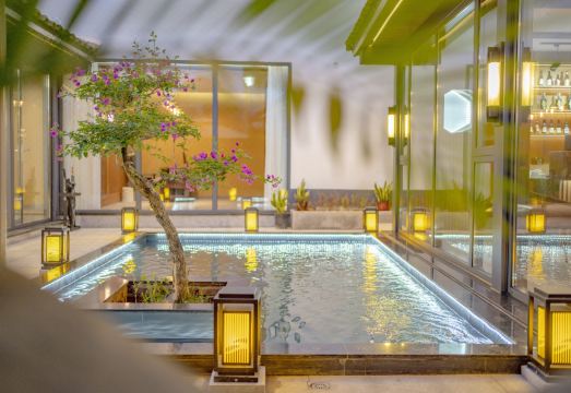 Yinqi Wuxiang Nacuo Guesthouse Hotel Overview