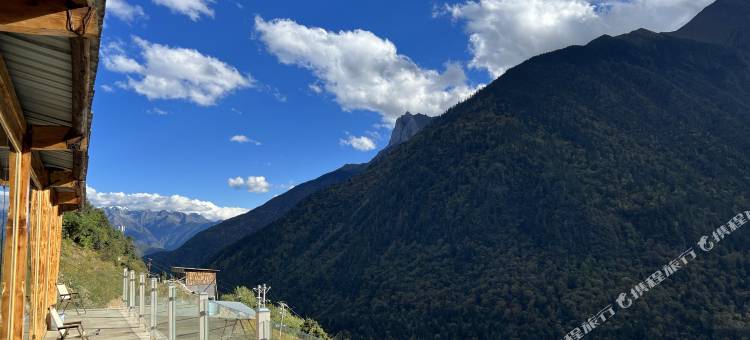 德钦雨崩梅里观景客栈图片