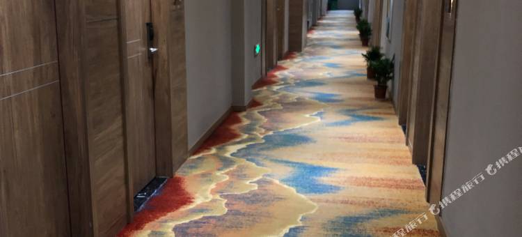 鼎泰恒城市酒店(太乙湖店)图片