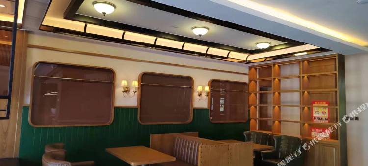 喆啡酒店(库尔勒石化大道白鹭河店)图片