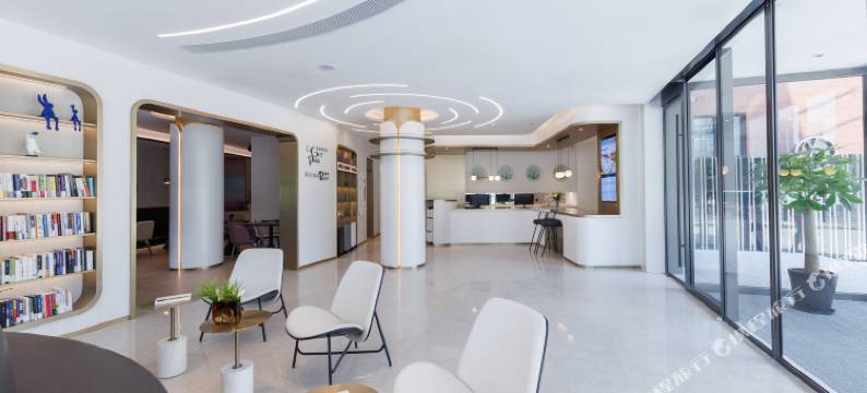 上海陆家嘴蓝村路地铁站亚朵X酒店图片