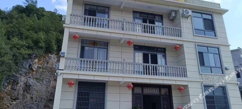 青晨雅居民宿图片