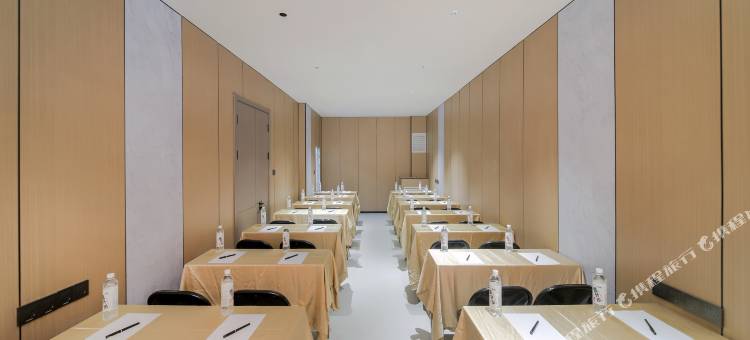 IU酒店(嘉峪关雄关广场店)图片