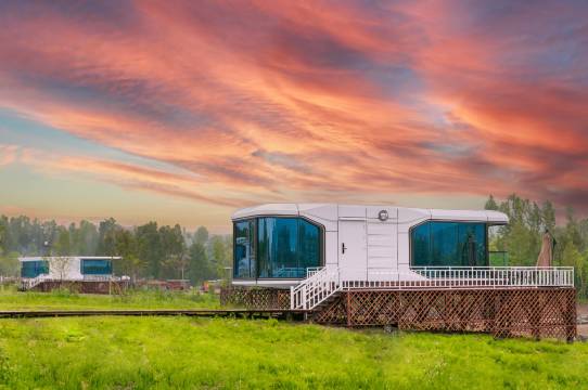 印象池西太空舱露营地(长白山旅游集散服务中心店)