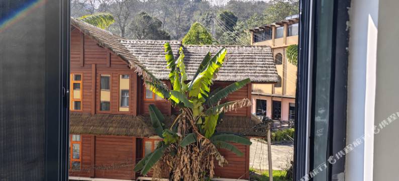 元阳逸欣酒店图片