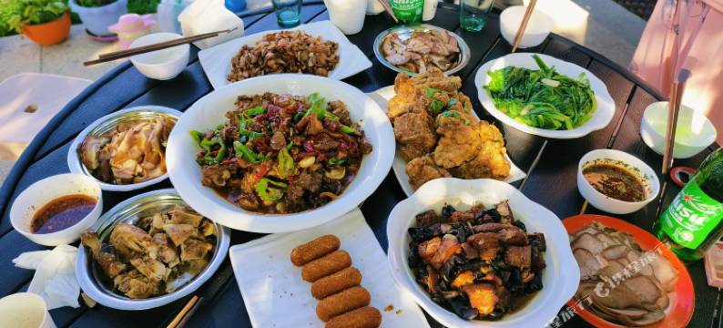 那拉提青布拉克民宿图片