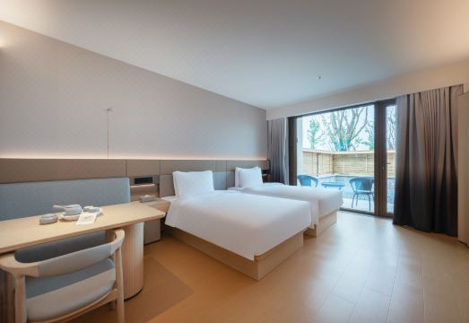 ji hotel Hotel Overview