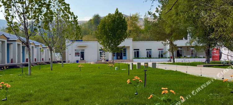 伊宁县阿索乌度假庄园图片