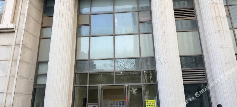 暖光集舍青旅(南通大学体育会展中心店)图片