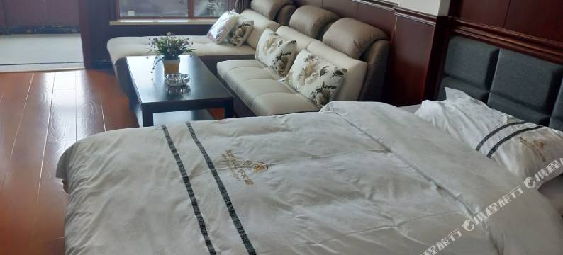 玛曲德吉欢巴宾馆图片