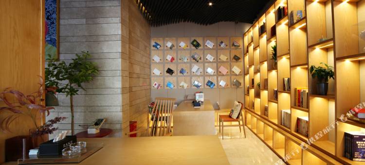 兰兹酒店(长沙五一广场桂花公园地铁站店)图片