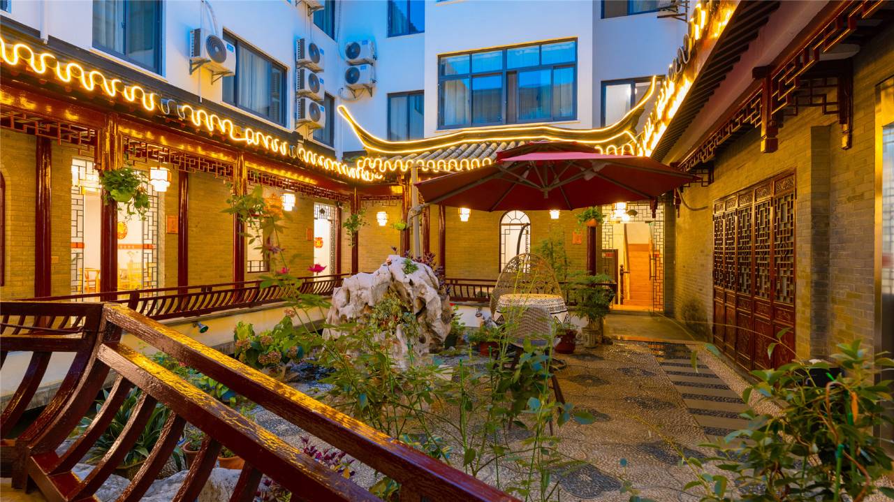 花筑·苏然居酒店(苏州石路地铁站山塘街店)图片