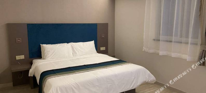 如家商旅酒店(青岛火车站栈桥德国风情街店)图片