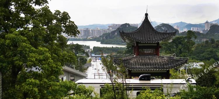 肇庆中游国际房车露营基地图片