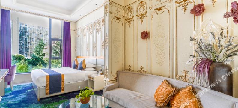 昆明秋德大酒店(滇池路大坝地铁站店)图片