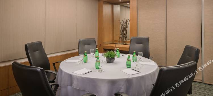 阿斯托里亚广场(Astoria Plaza)图片