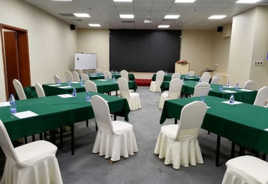 Wassim Hotel (Zhoupu Wanda subway station of Shanghai International Tourist Resort) Hotel Overview