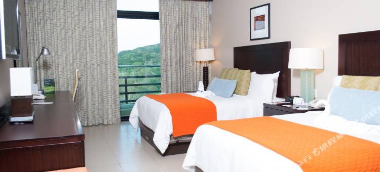 顶峰雨淋高尔夫度假村(Summit Rainforest & Golf Resort)图片