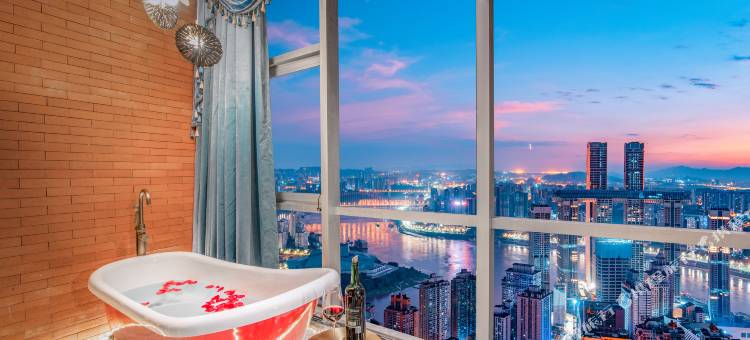 重庆千合日善高空江景酒店图片