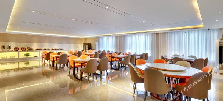 盛越东谷酒店(富锦火车站店)图片