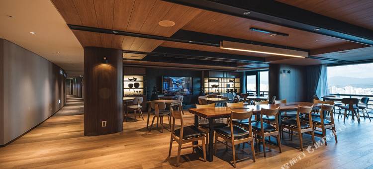 道格拉斯公馆(Walkerhill Douglas House)图片