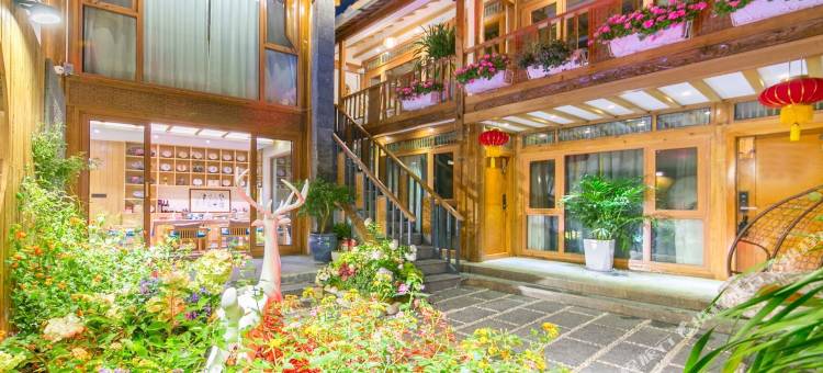 Delicacy·溪弦雨巷|漫画里U.R旅居度假民宿(丽江古城店)图片