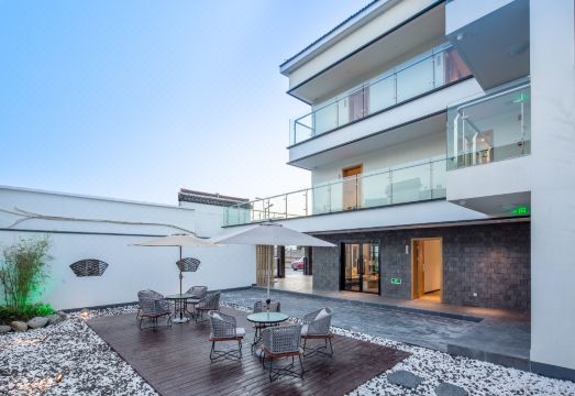 Floral Hotel · Xitang Xixiangyuan Hotel Overview