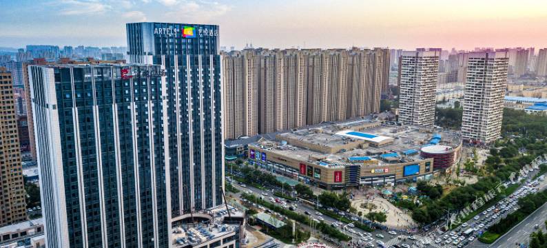 新乡艺悦酒店(宝龙城市广场胖东来三胖店)图片