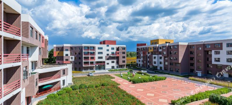 张北花田草海假日酒店图片