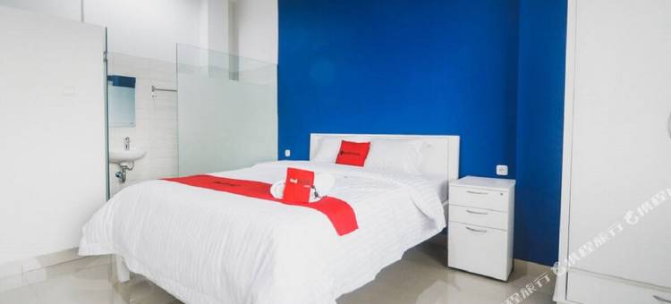 红多兹普拉斯酒店-近贾巴贝卡生活广场(RedDoorz Plus Near Living Plaza Jababeka)图片