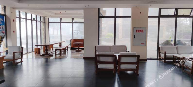 重庆云上民宿(奥陶纪店)图片