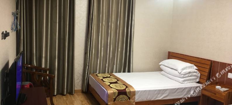 泾县桃花姐假日酒店(桃花潭风景区店)图片