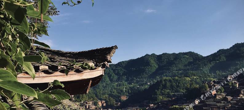 陌上花开·VG天空之境全景美宿(西江千户苗寨观景台店)图片