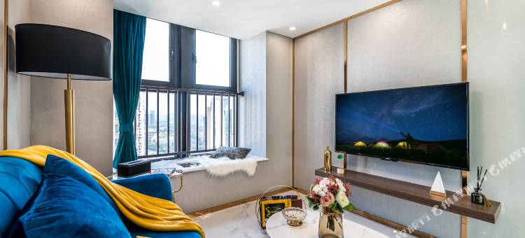 云游高端LOFT酒店公寓(九眼桥店)图片