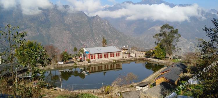 爱上怒江·老姆登半山云海客栈(怒江福贡老姆登店)图片